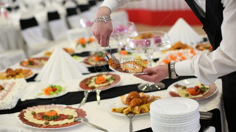 无水火锅底料加盟代理，费用构成及影响因素揭秘